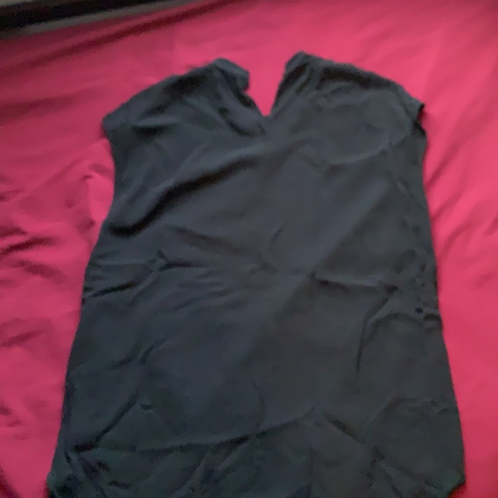 Eileen fisher black sleeveless top